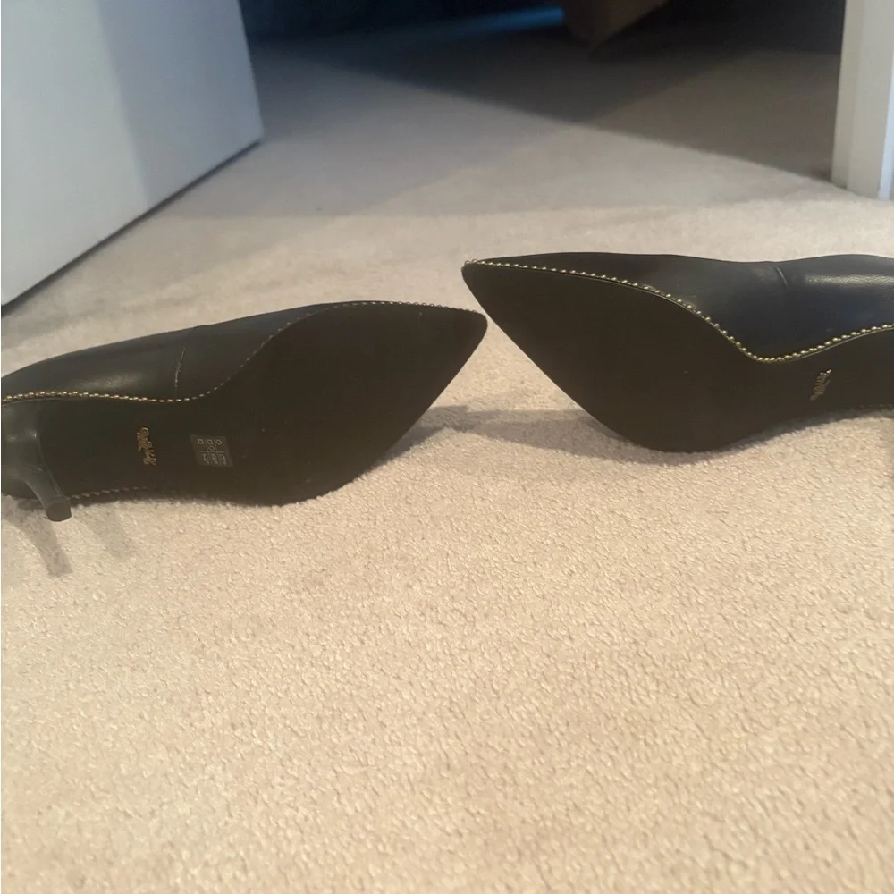 Coach Black Heels with Gold Trim - Picture 5 of 6